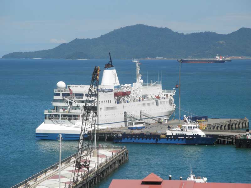 Port equipment for LNG terminals (III) Docking aid systems (I) Prosertek