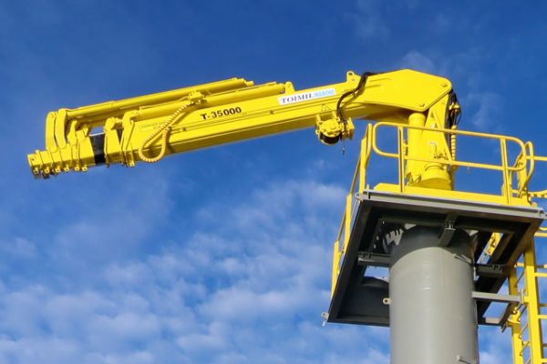 telescopic-crane-installed-at-Algeciras-harbour-prosertek